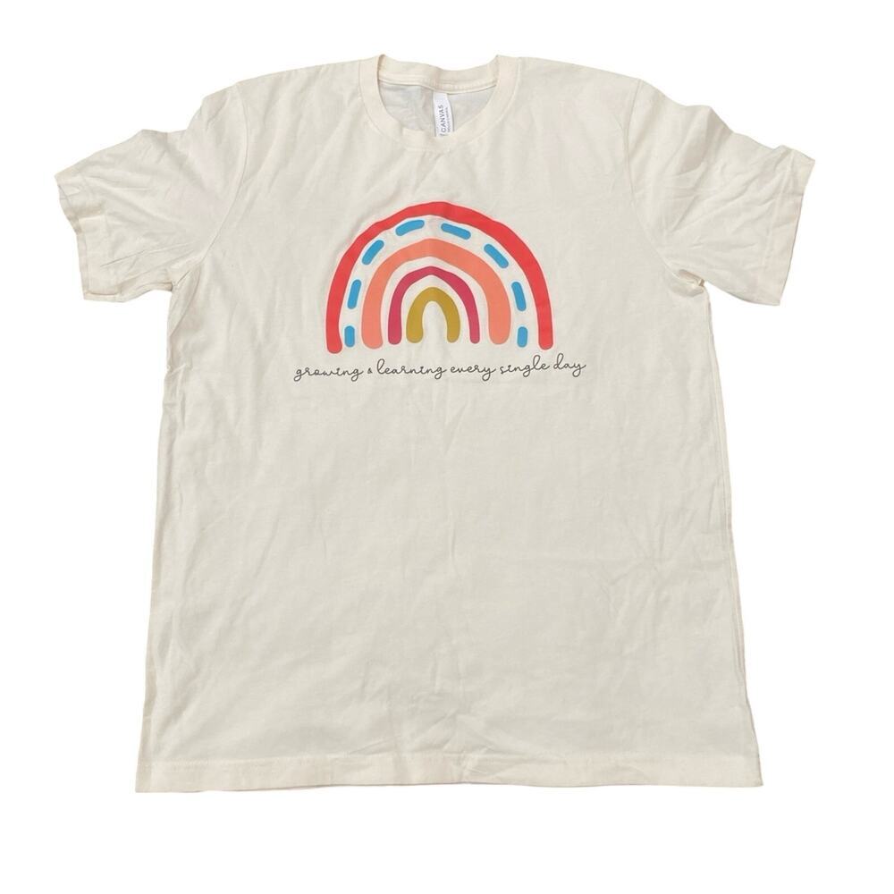 Unisex Growing & Learning Every Single Day T-Shirt in Cream, Size L​